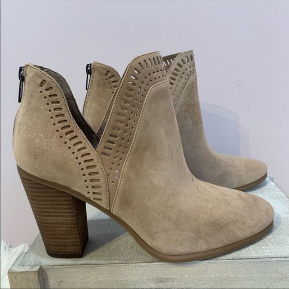 Vince Camuto Lacy Cutout Booties New - Picture 3 of 8